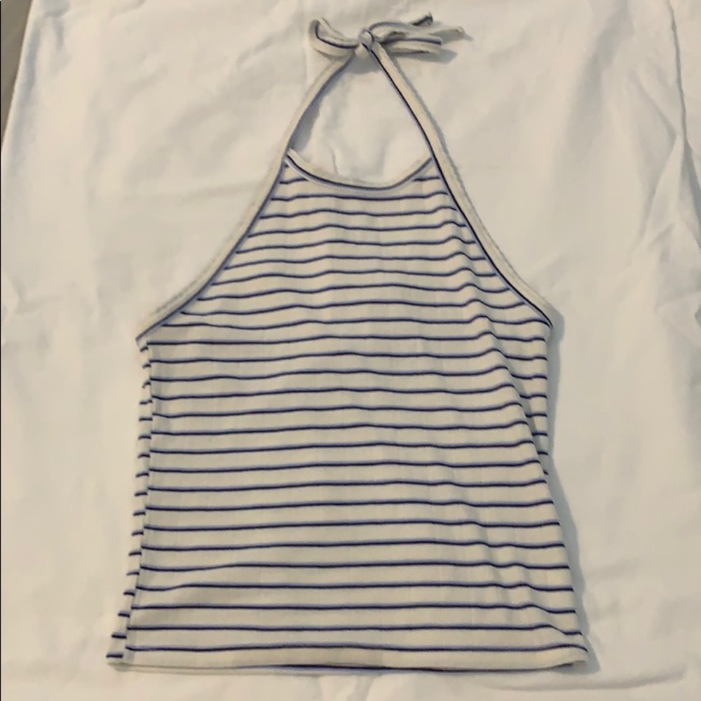 ⭐️American Eagle Cropped Halter Top ⭐️